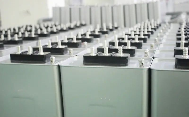 電力電容器組接線應(yīng)遵循哪些原則？